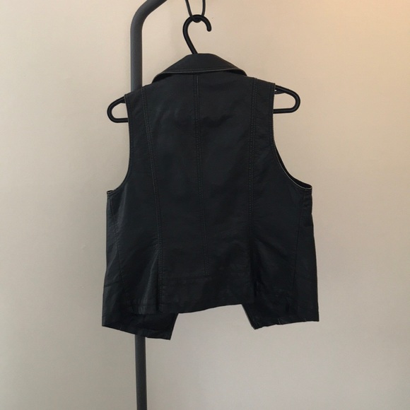 Leather Vest - Picture 3 of 3